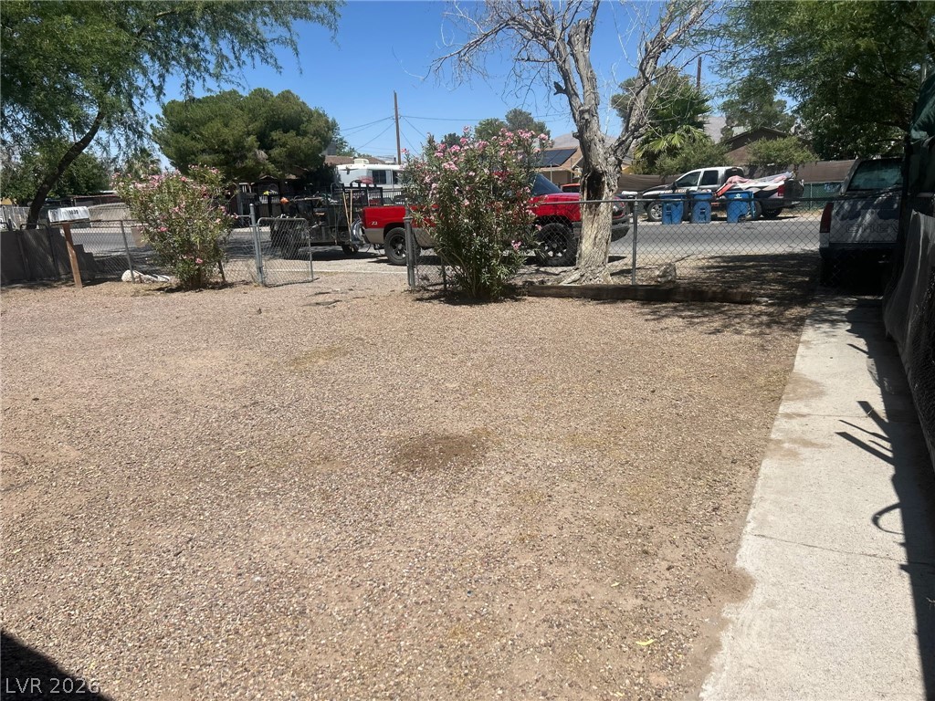 1037 June Avenue Las Vegas NV 89104