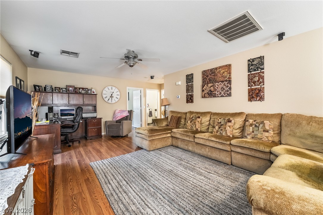 3512 Laguna Veneta Avenue Las Vegas NV 89141