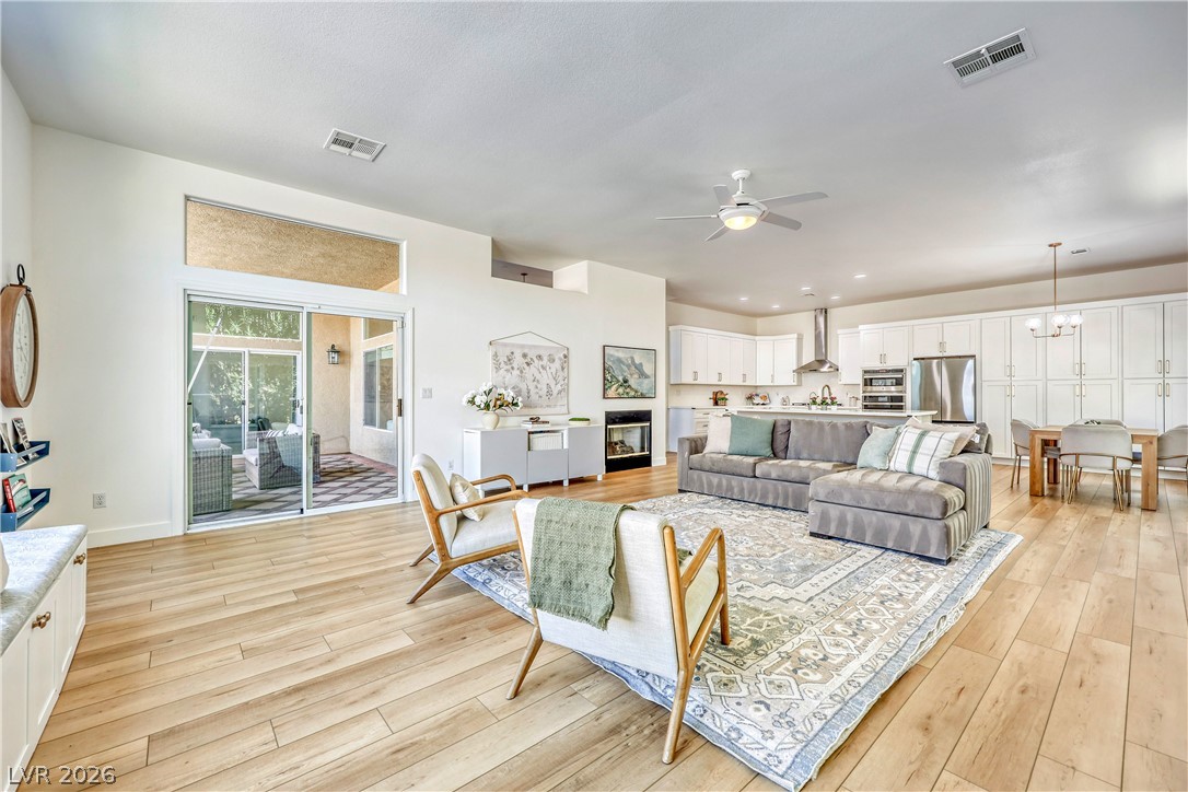 2530 Vintage Rose Avenue Henderson NV 89052