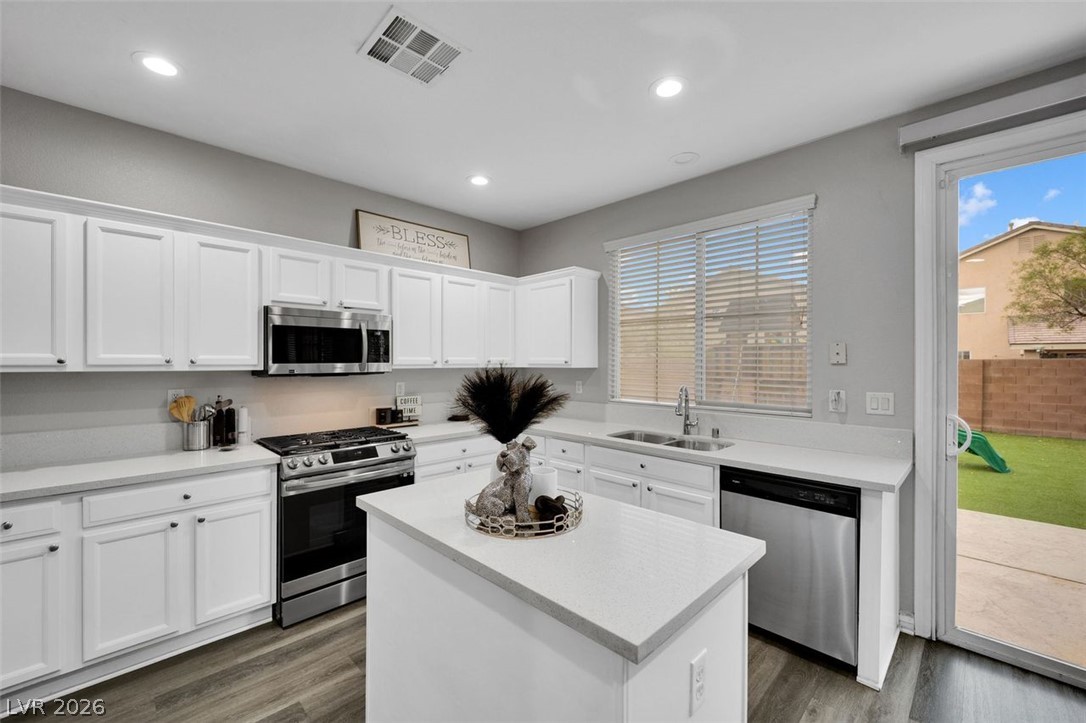 6940 Willow Warbler Street North Las Vegas NV 89084