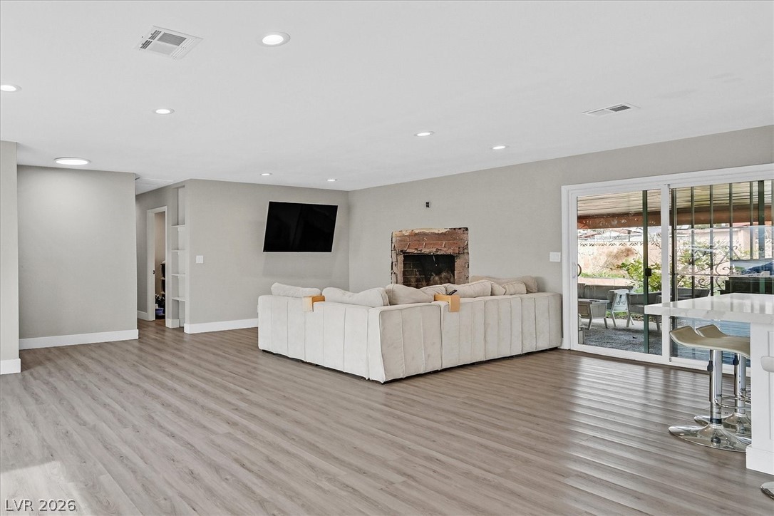 6304 Jennifer Court Las Vegas NV 89108