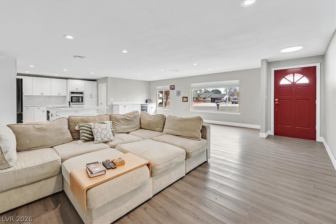 6304 Jennifer Court Las Vegas NV 89108