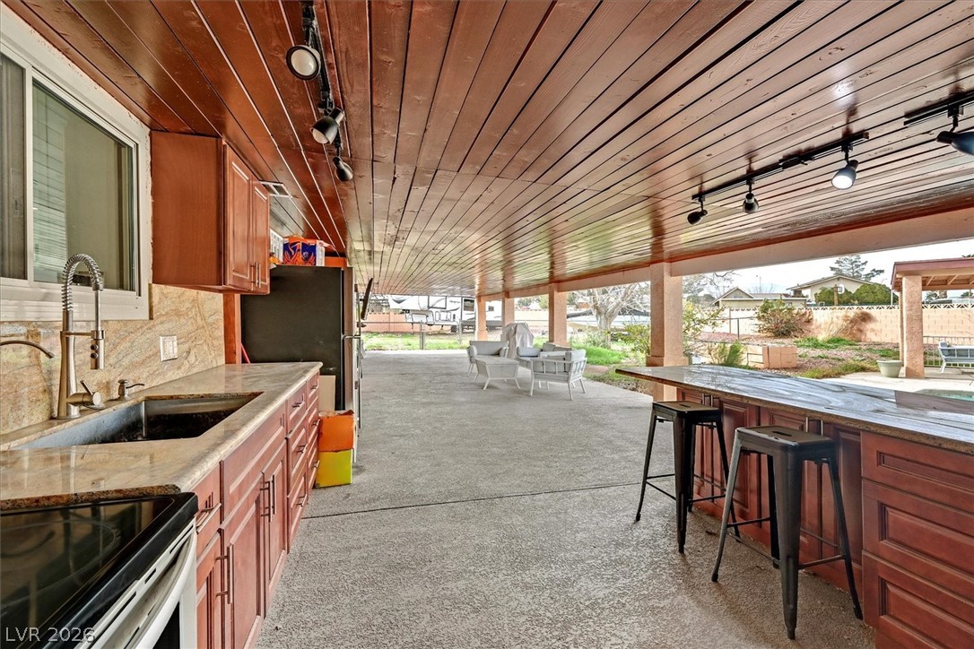 6304 Jennifer Court Las Vegas NV 89108