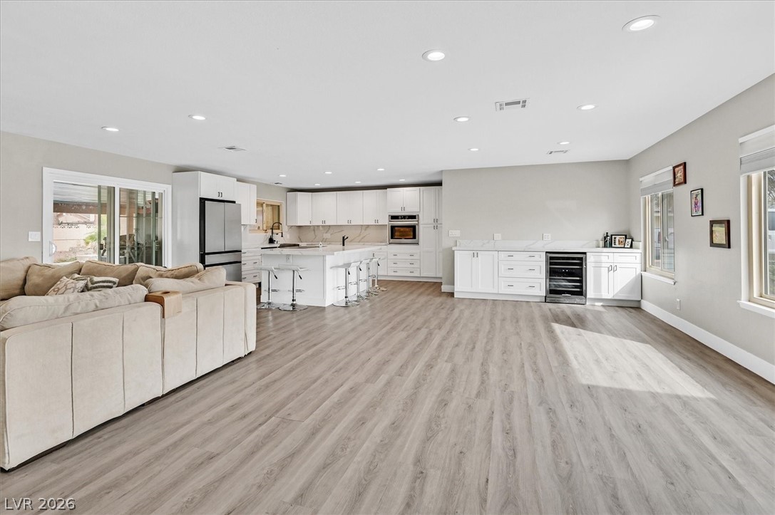 6304 Jennifer Court Las Vegas NV 89108