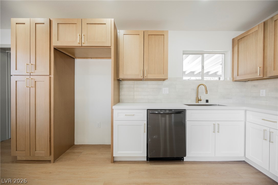 1124 Nassau Drive Las Vegas NV 89108