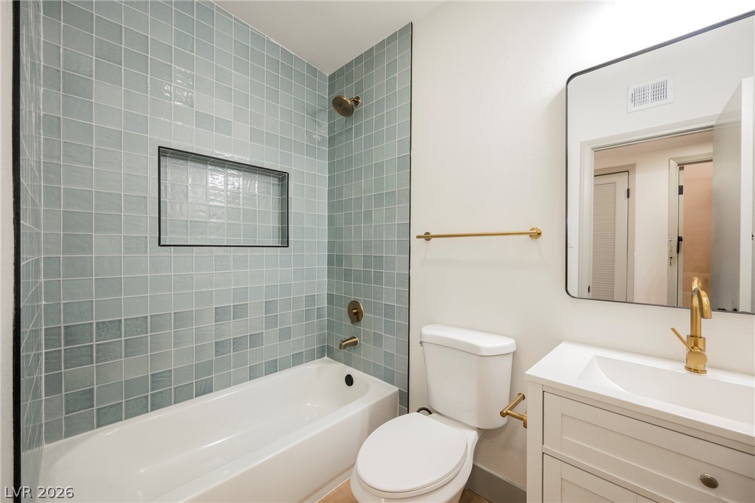 1124 Nassau Drive Las Vegas NV 89108