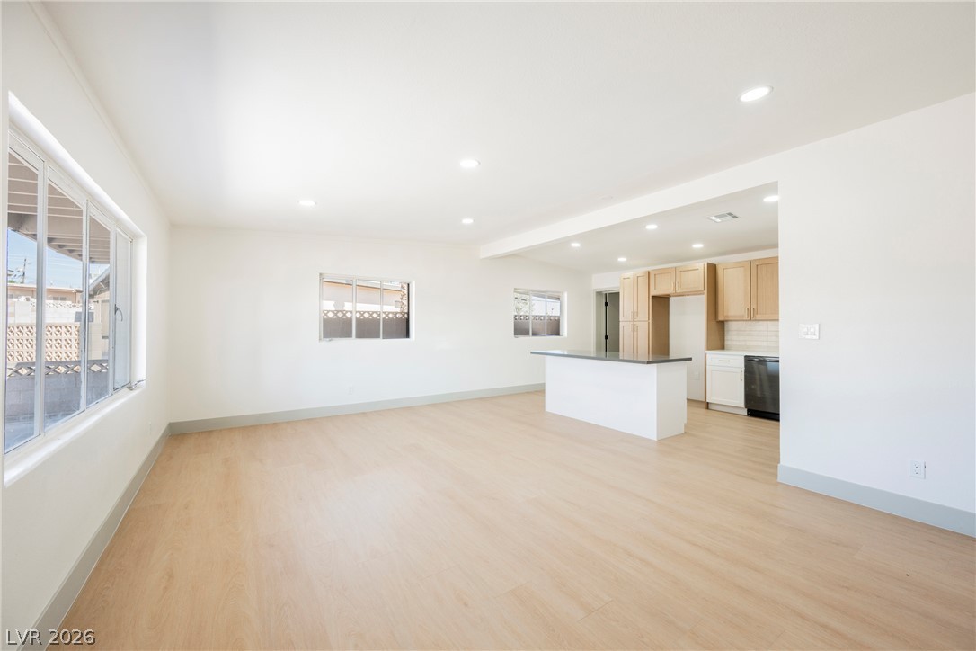 1124 Nassau Drive Las Vegas NV 89108