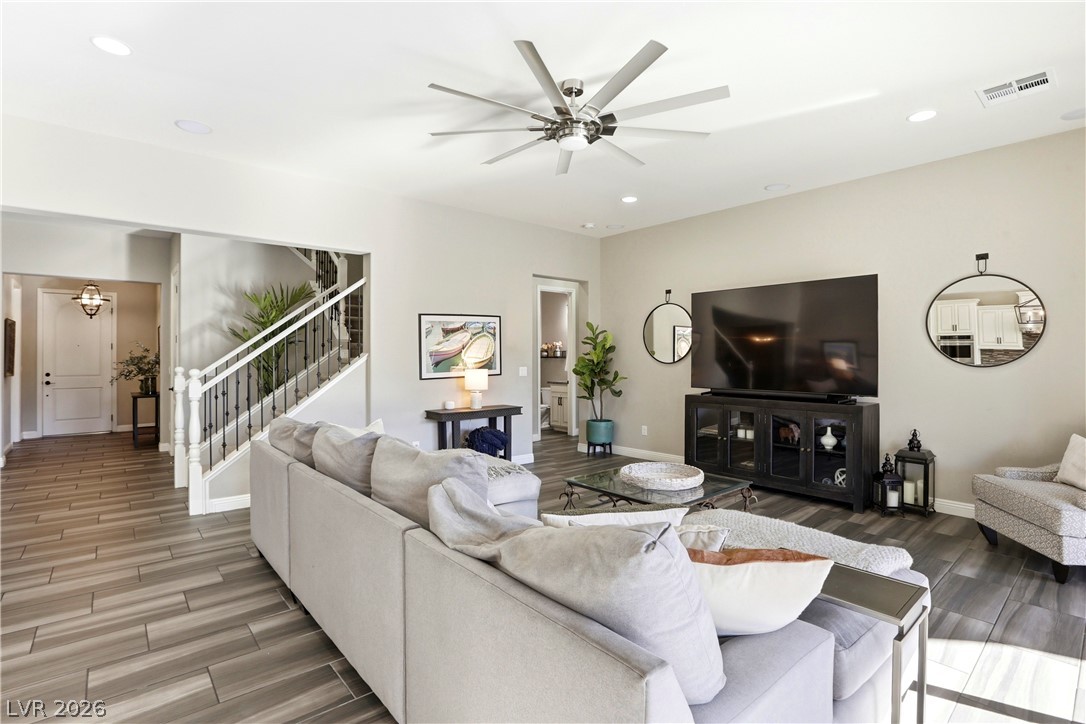 497 Paso De Montana Street Las Vegas NV 89138