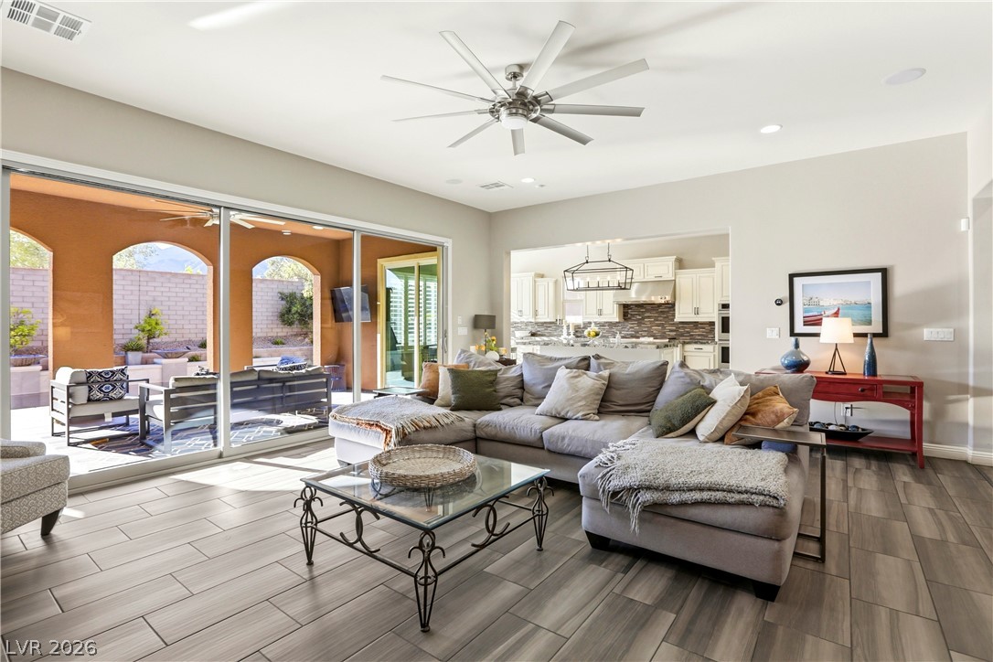497 Paso De Montana Street Las Vegas NV 89138