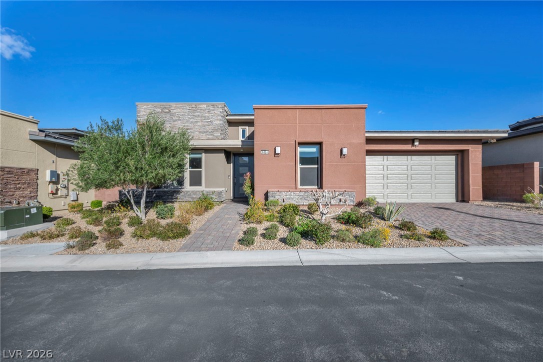 6824 Steel Mist Street Las Vegas NV 89148