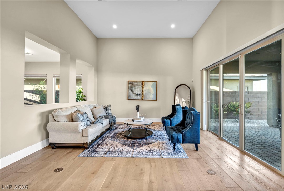 6824 Steel Mist Street Las Vegas NV 89148