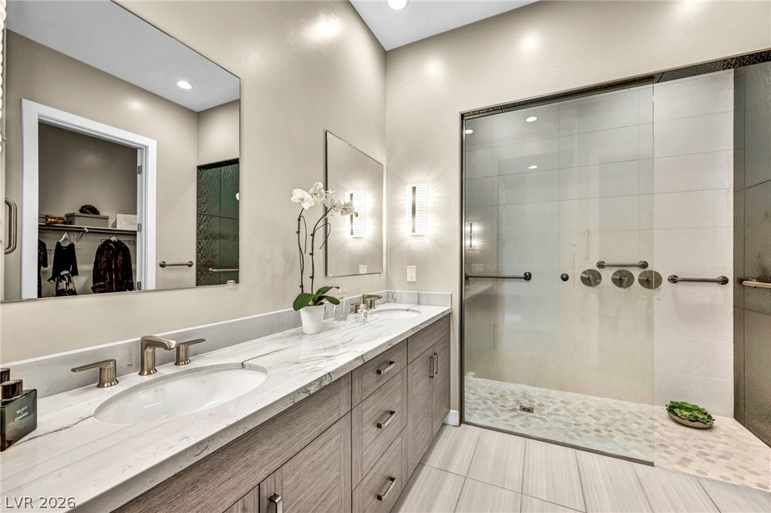 6824 Steel Mist Street Las Vegas NV 89148