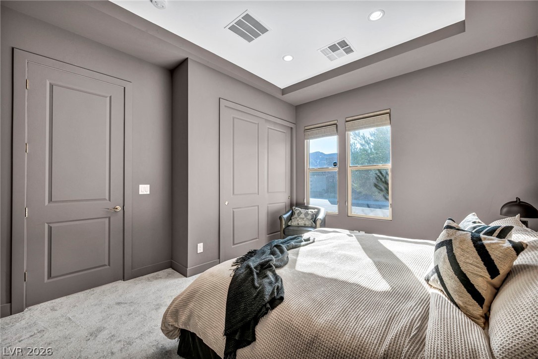 6824 Steel Mist Street Las Vegas NV 89148