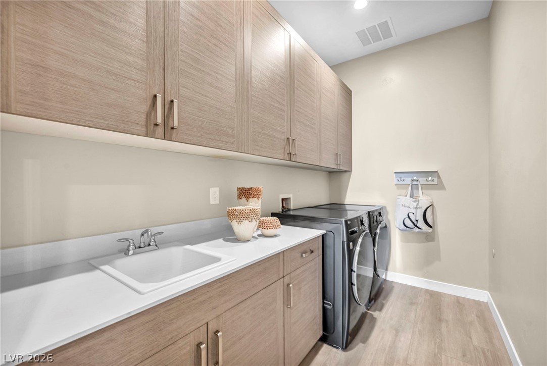 6824 Steel Mist Street Las Vegas NV 89148