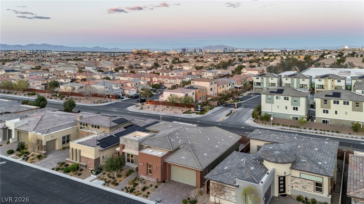 6824 Steel Mist Street Las Vegas NV 89148