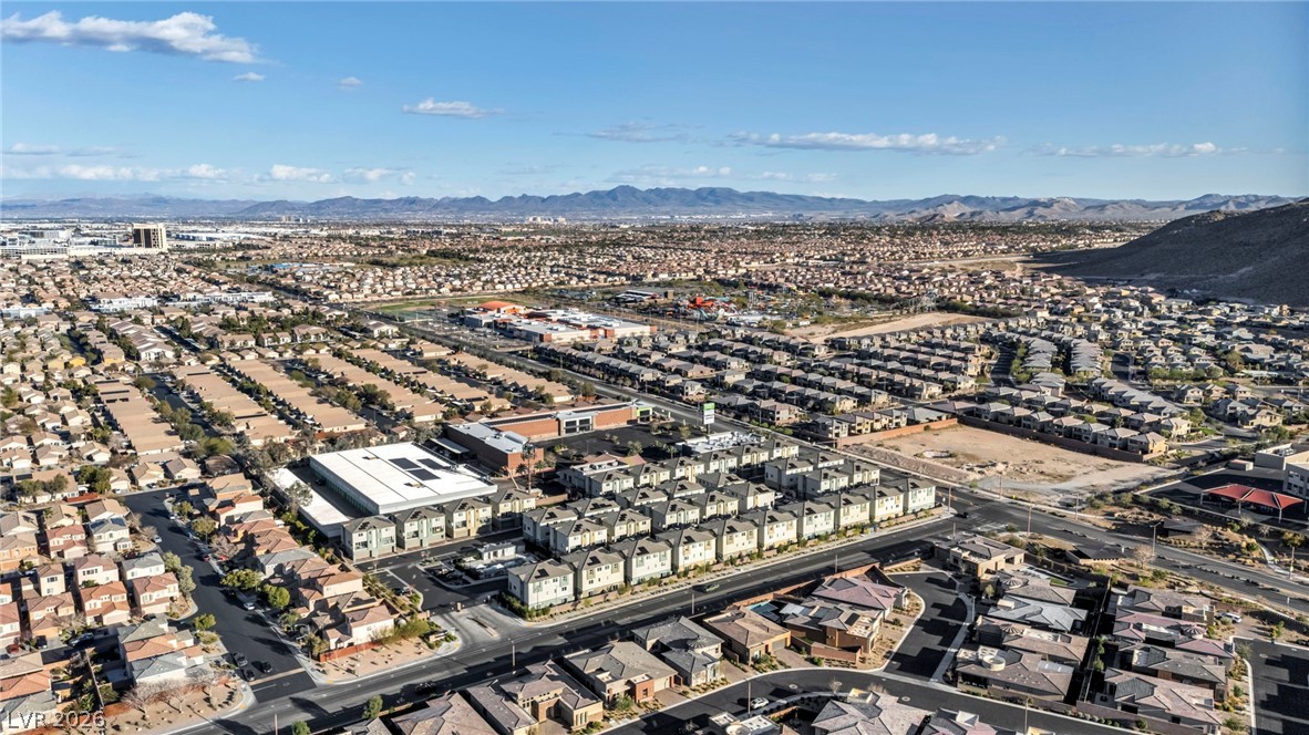 6824 Steel Mist Street Las Vegas NV 89148