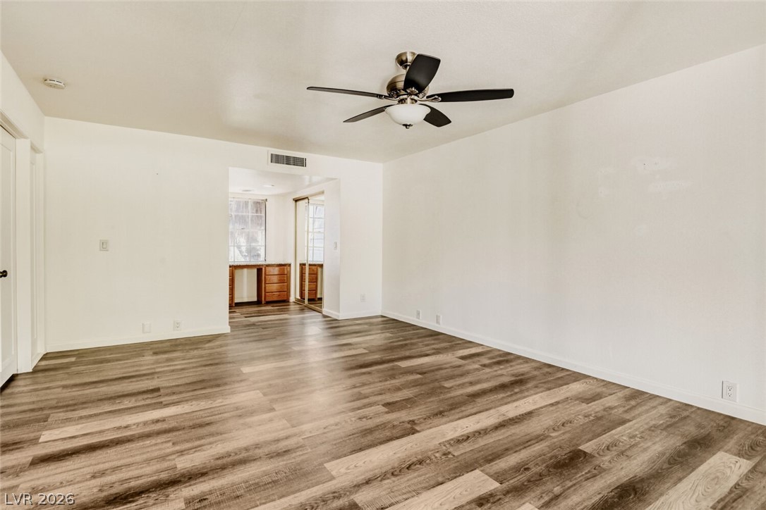 1125 Vegas Valley Drive Las Vegas NV 89109