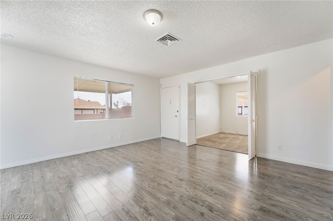 7028 Forest Vista Street Las Vegas NV 89147