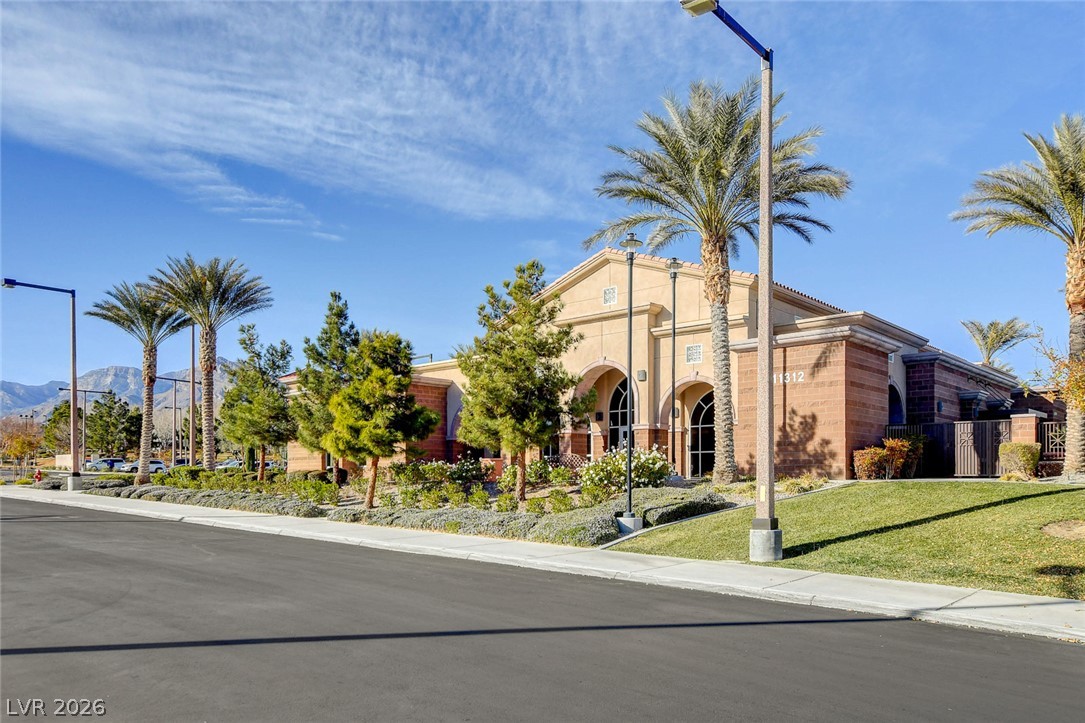 11217 Newbury Hills Avenue Las Vegas NV 89138