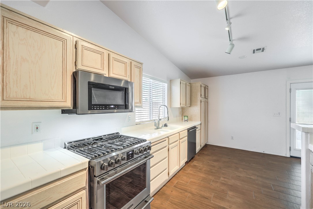 444 Richgold Street Henderson NV 89012