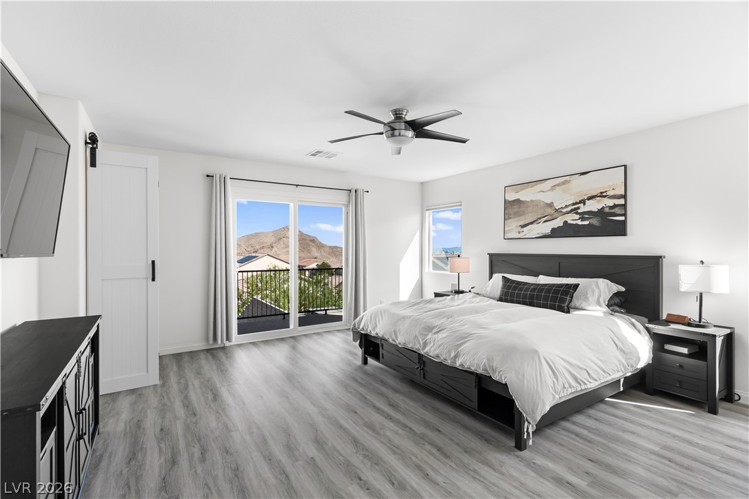 4558 Eagle Nest Peak Street Las Vegas NV 89129