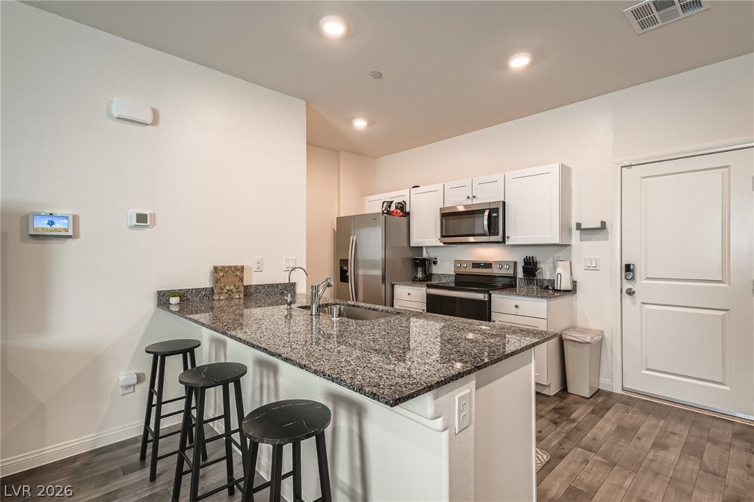 527 Clearsable Avenue Henderson NV 89044