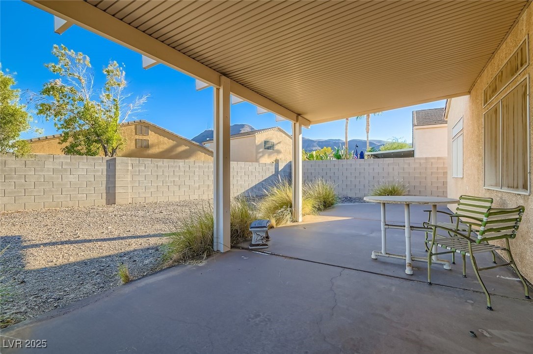 727 Camino La Paz Henderson NV 89012
