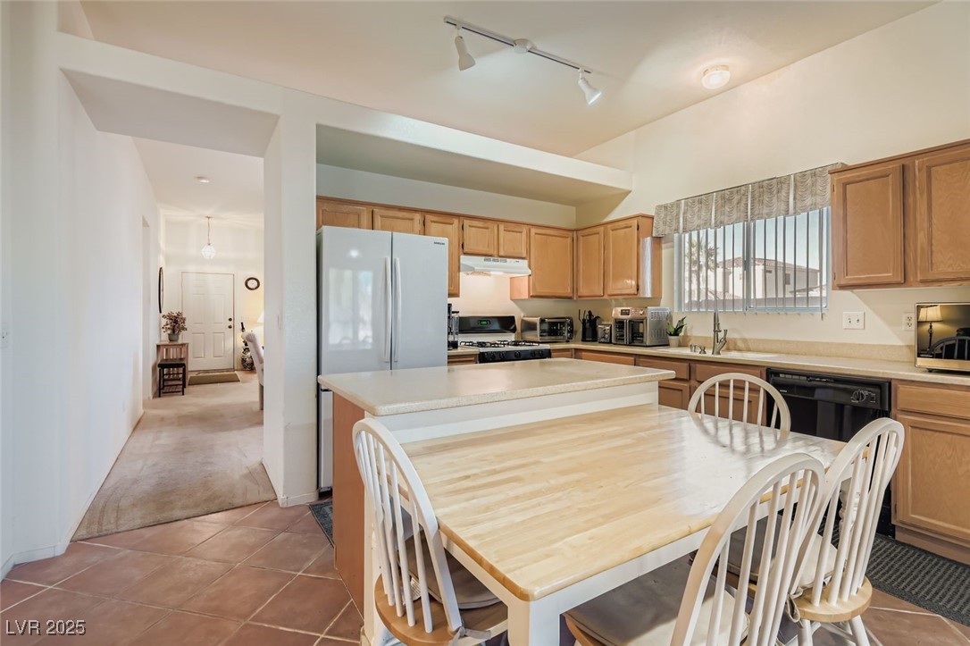 727 Camino La Paz Henderson NV 89012