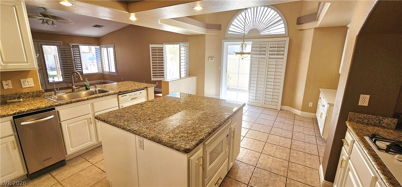 9158 Amber Waves Street Las Vegas NV 89123