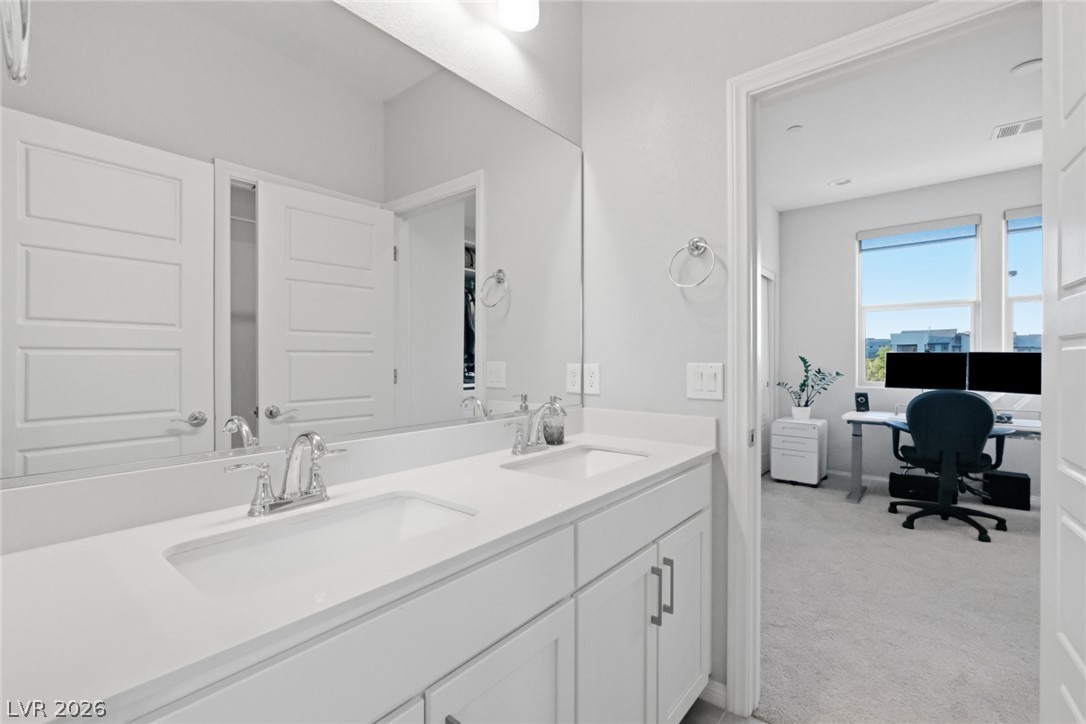 11548 Salt Creek Avenue Las Vegas NV 89138