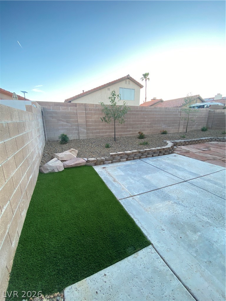 7547 Kalmalii Avenue Avenue Las Vegas NV 89147