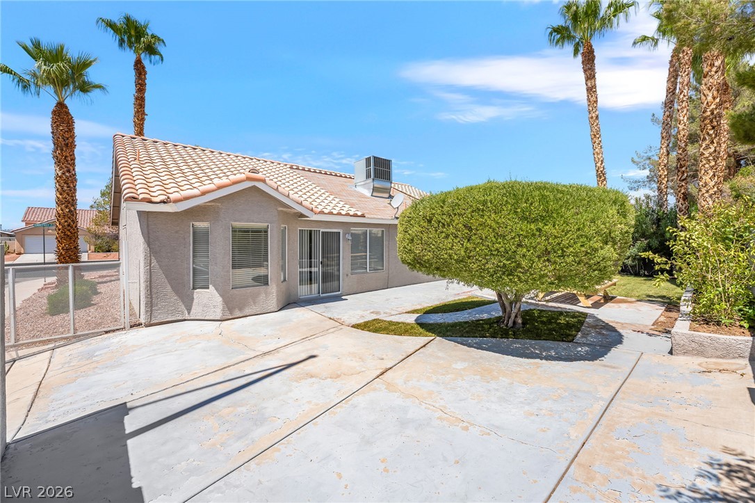 4866 Carefree Drive Las Vegas NV 89122
