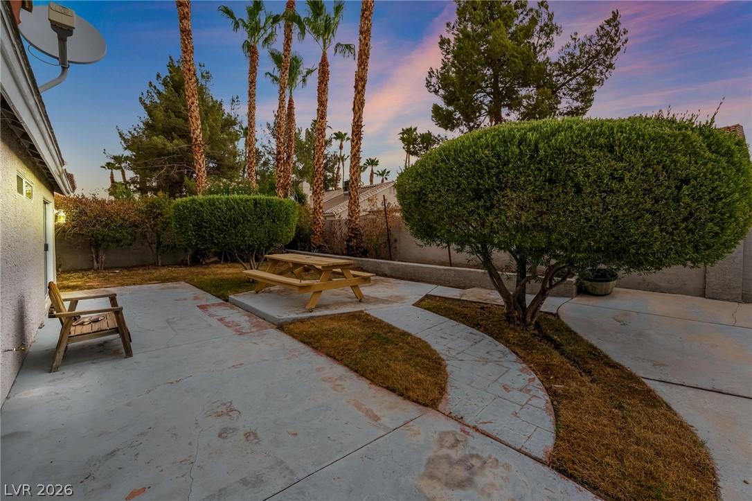 4866 Carefree Drive Las Vegas NV 89122