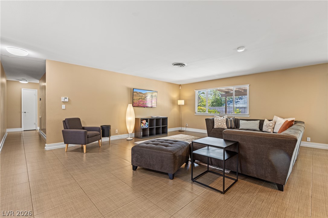 2813 Bryant Avenue Las Vegas NV 89102