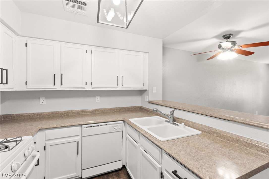 2108 Willowbury Drive C Las Vegas NV 89108