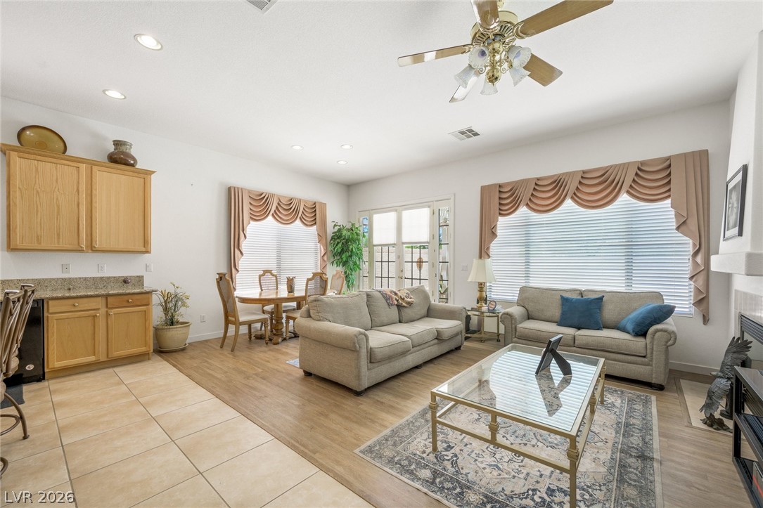 10860 Scamadella Street Las Vegas NV 89141