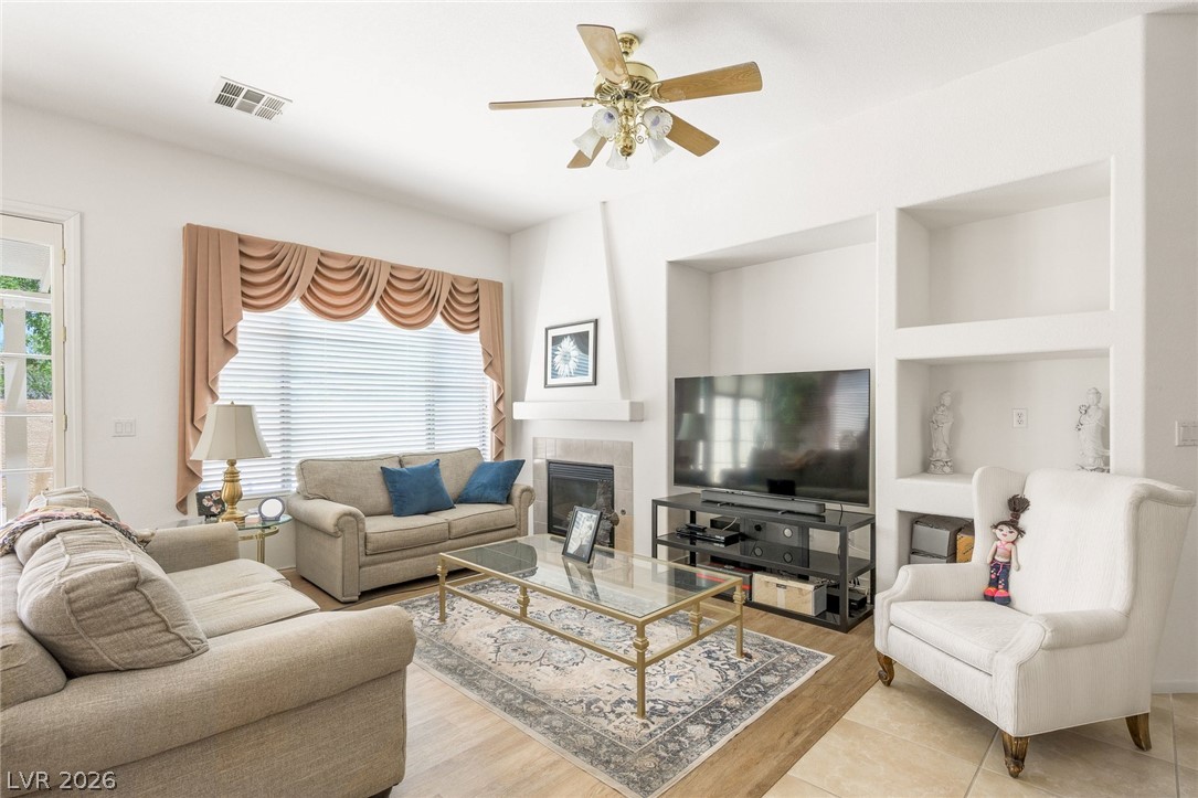 10860 Scamadella Street Las Vegas NV 89141
