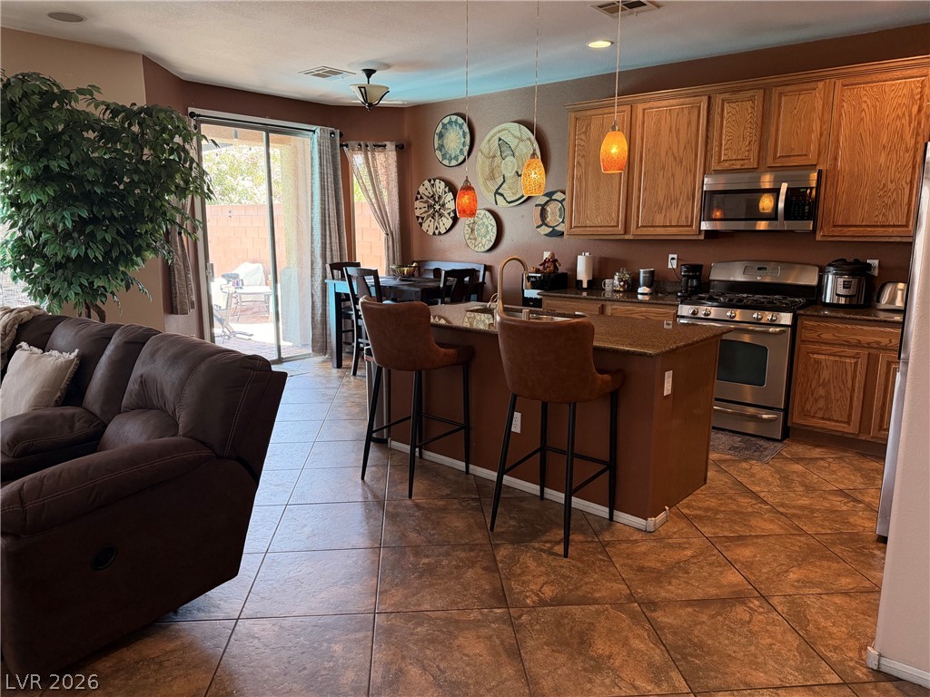 7427 Calzado Drive Las Vegas NV 89178