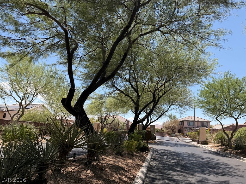 7427 Calzado Drive Las Vegas NV 89178