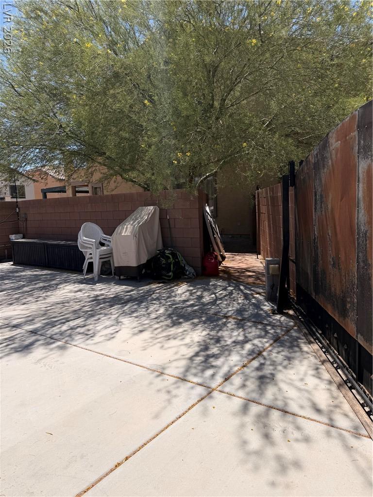7427 Calzado Drive Las Vegas NV 89178