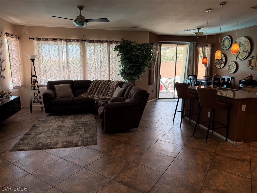 7427 Calzado Drive Las Vegas NV 89178