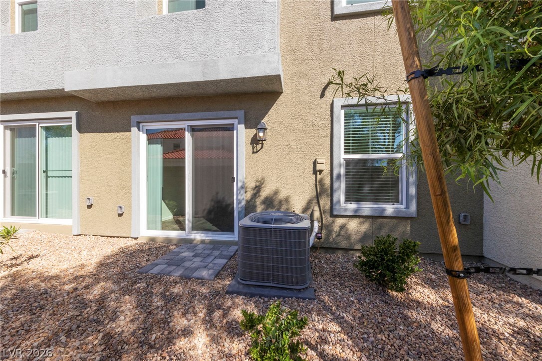 7909 Whisper Words Avenue Las Vegas NV 89113