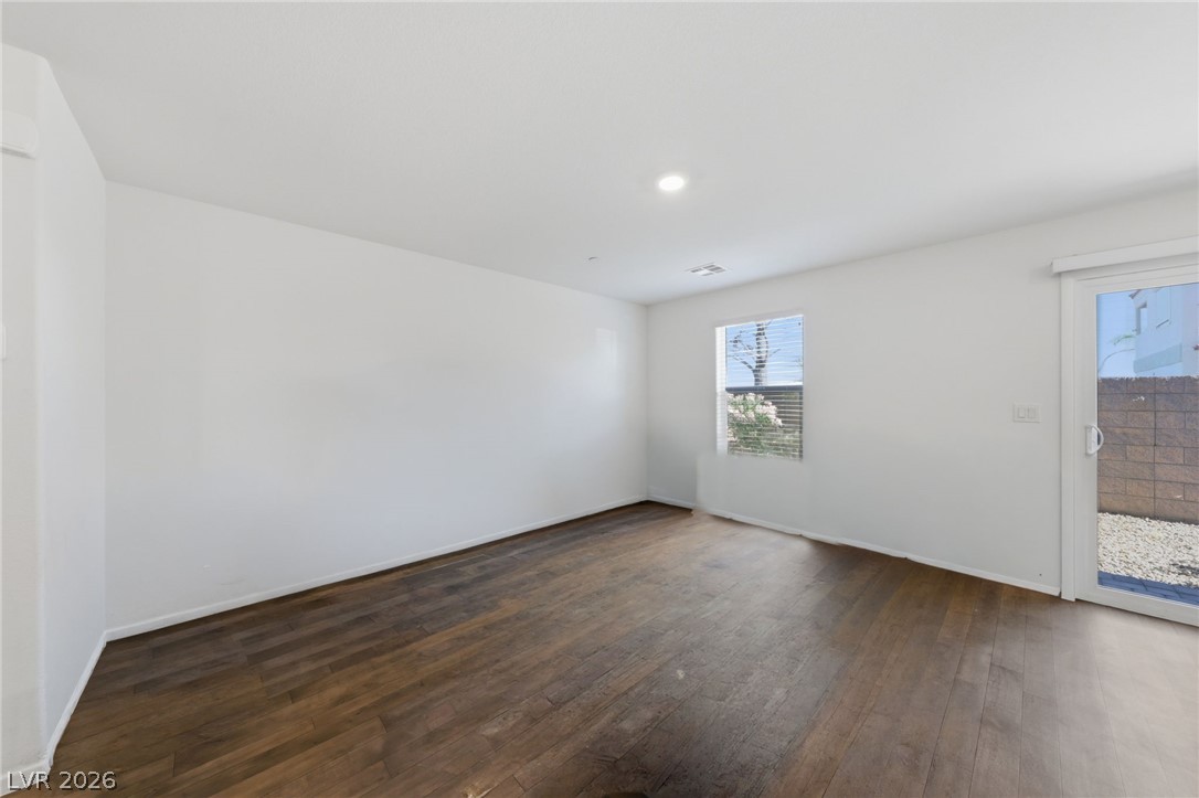 7909 Whisper Words Avenue Las Vegas NV 89113