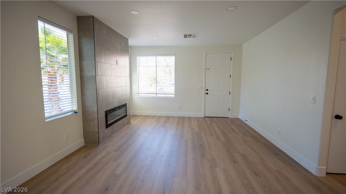 5946 Lingering Breeze Street Las Vegas NV 89148