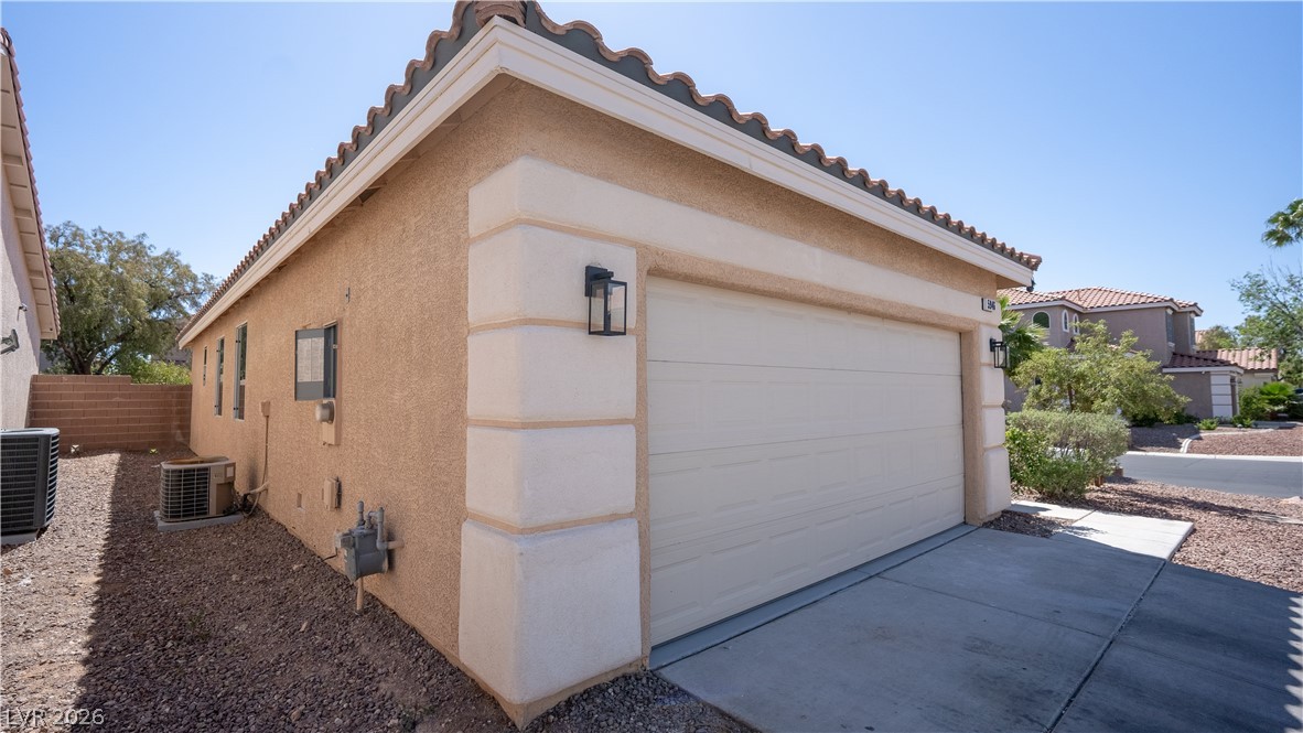 5946 Lingering Breeze Street Las Vegas NV 89148