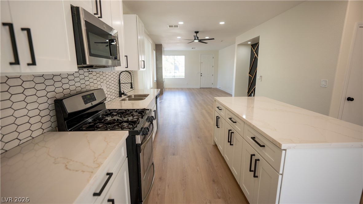 5946 Lingering Breeze Street Las Vegas NV 89148