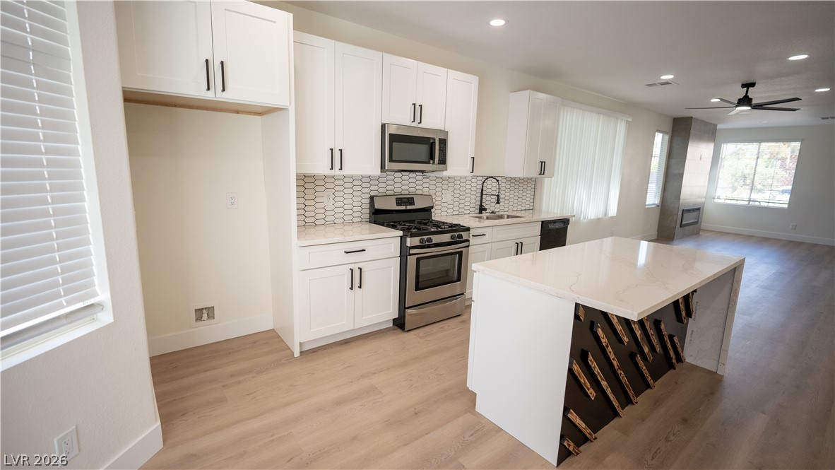5946 Lingering Breeze Street Las Vegas NV 89148