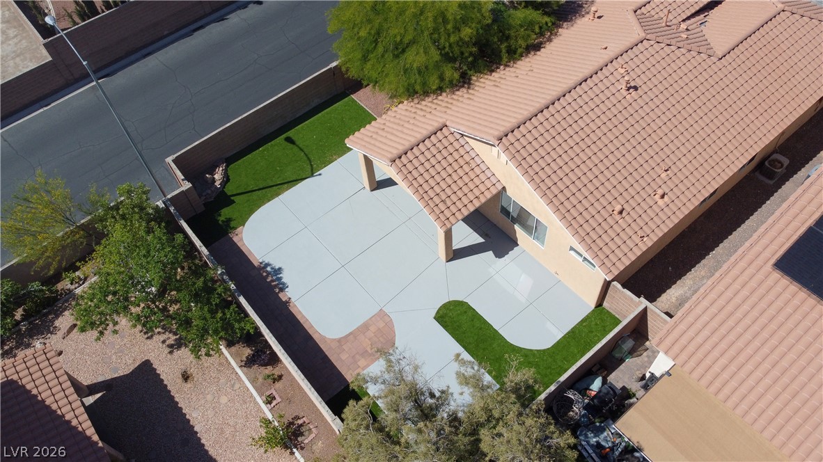 5946 Lingering Breeze Street Las Vegas NV 89148