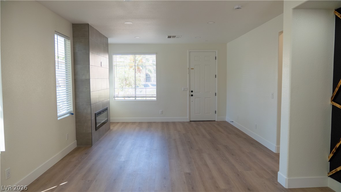 5946 Lingering Breeze Street Las Vegas NV 89148