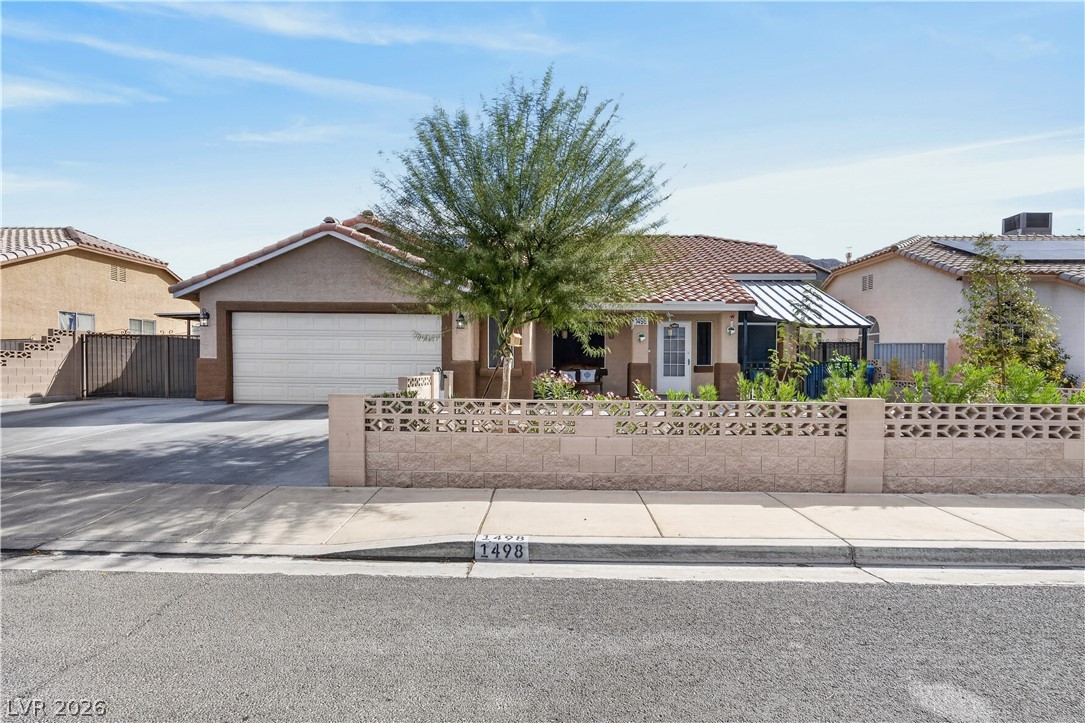 1498 Mount Hood Street Las Vegas NV 89110